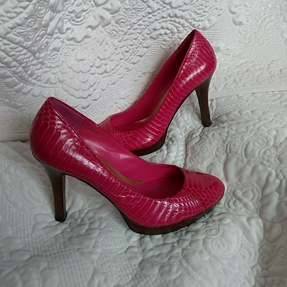 Lauren Ralph Lauren Shoes - Gorgeous Ralph Lauren Pumps!
